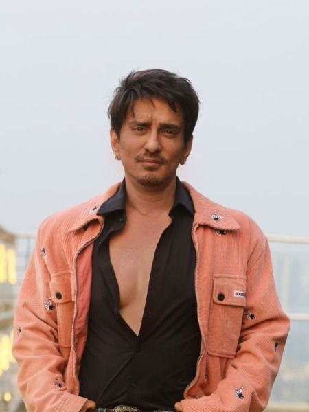 Sajid Nadiadwala’s Star-Studded Launches: From Tiger Shroff to Harnaaz Sandhu - News | Sajid Nadiadwala’s Star-Studded Launches: From Tiger Shroff to Harnaaz Sandhu | Latest Photos at Lokmattimes.com
